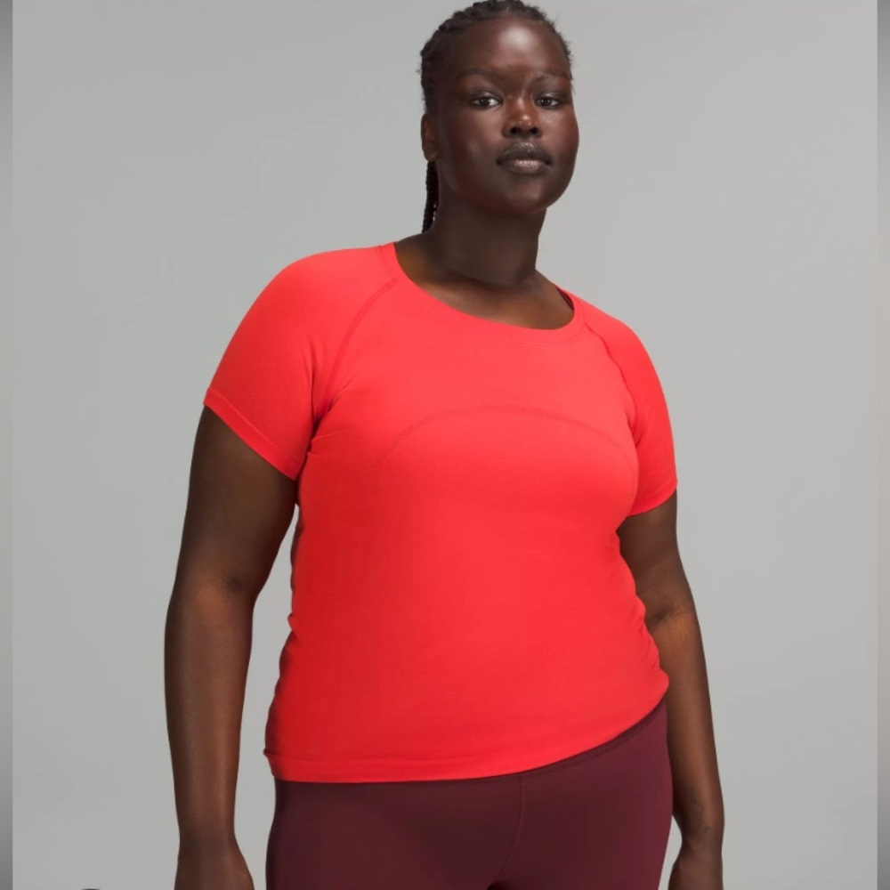 Lululemon swiftly tech short sleeve 2.0 carnation red